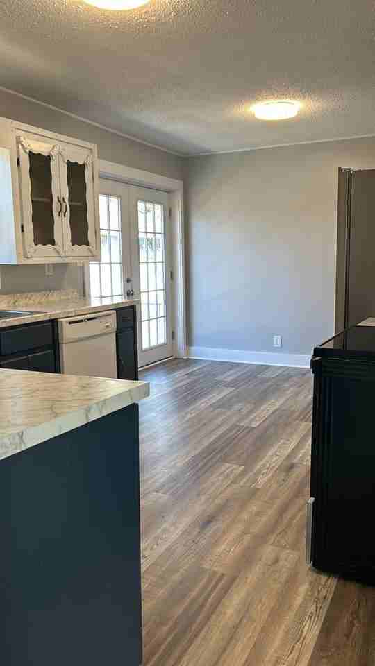 207 W Belvedere Rd - Photo 6 of 18