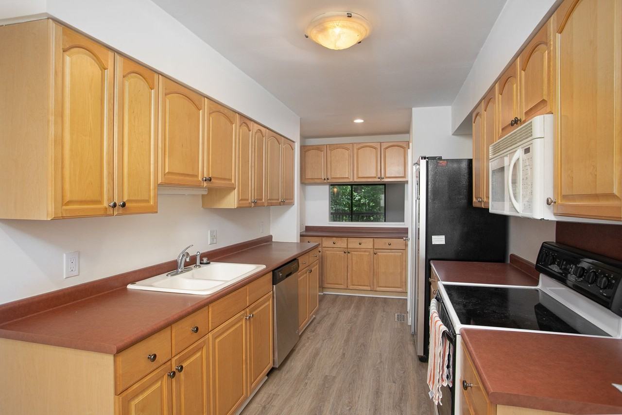 128 Ridge Trl - Photo 5 of 20