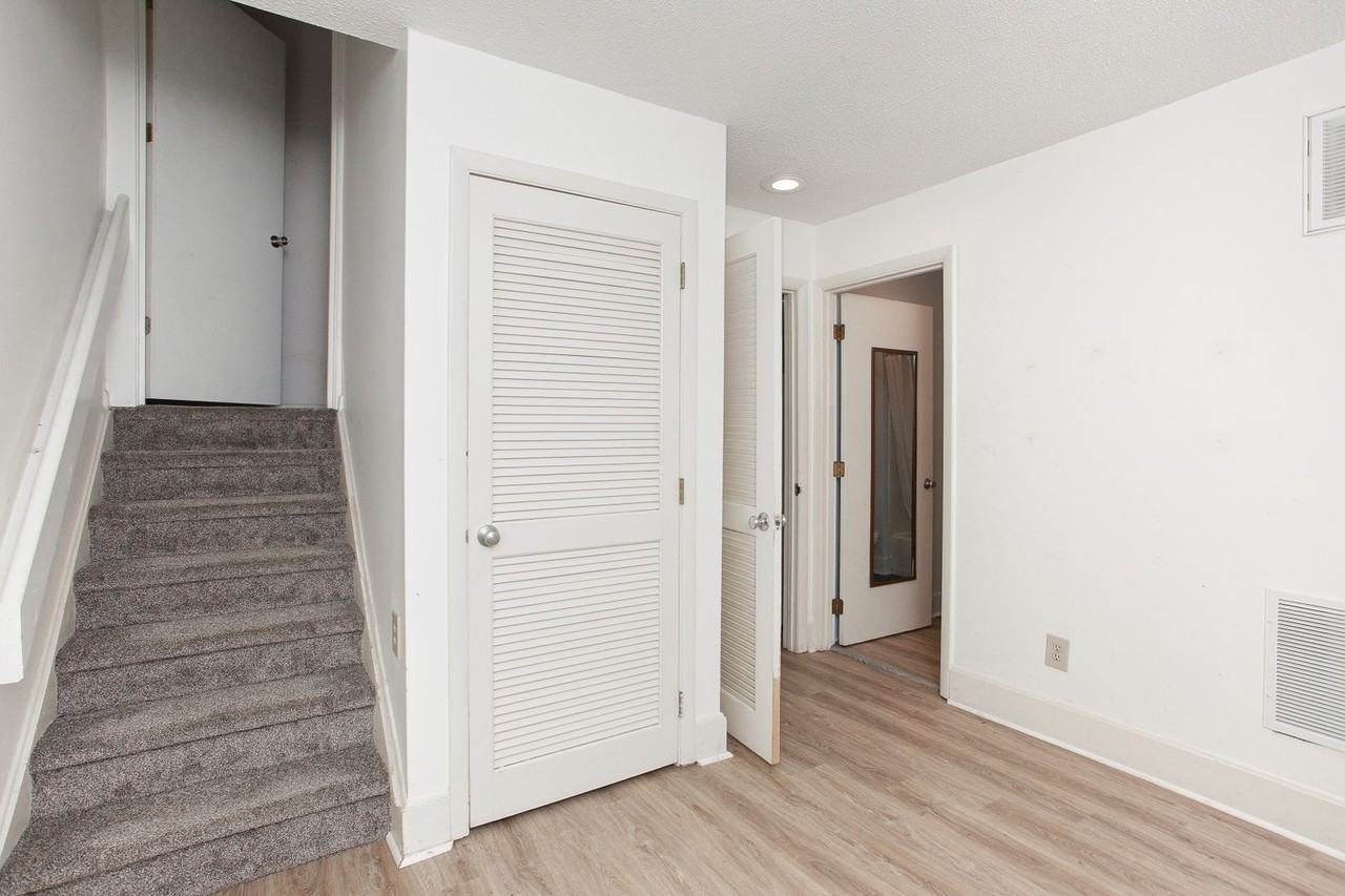 128 Ridge Trl - Photo 7 of 20