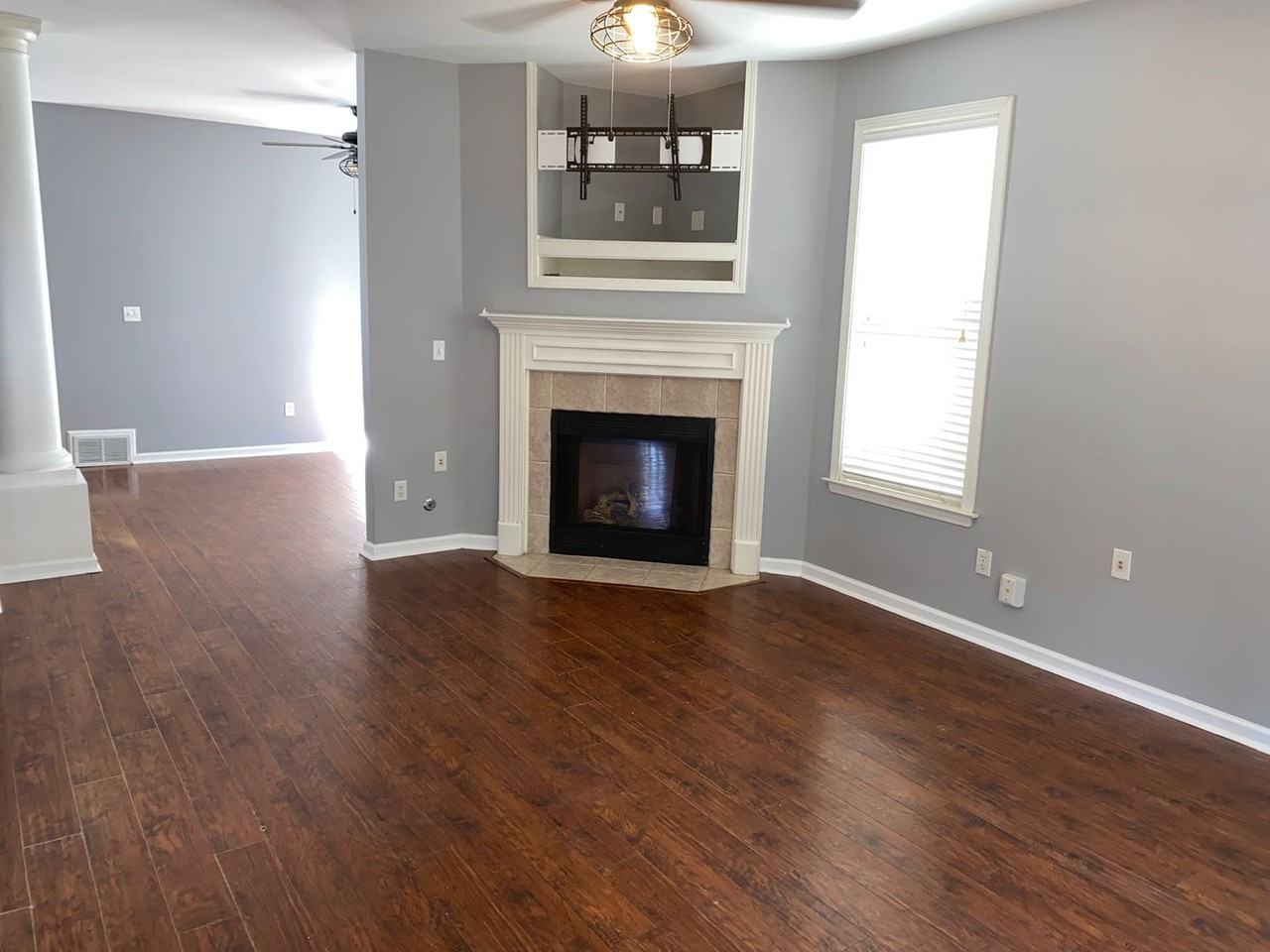 1306 Isle Pointe Dr - Photo 3 of 17