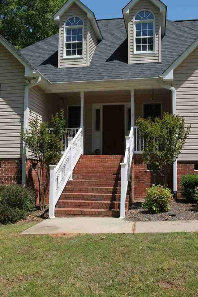 1024 Croatoan Dr - Photo 2 of 18