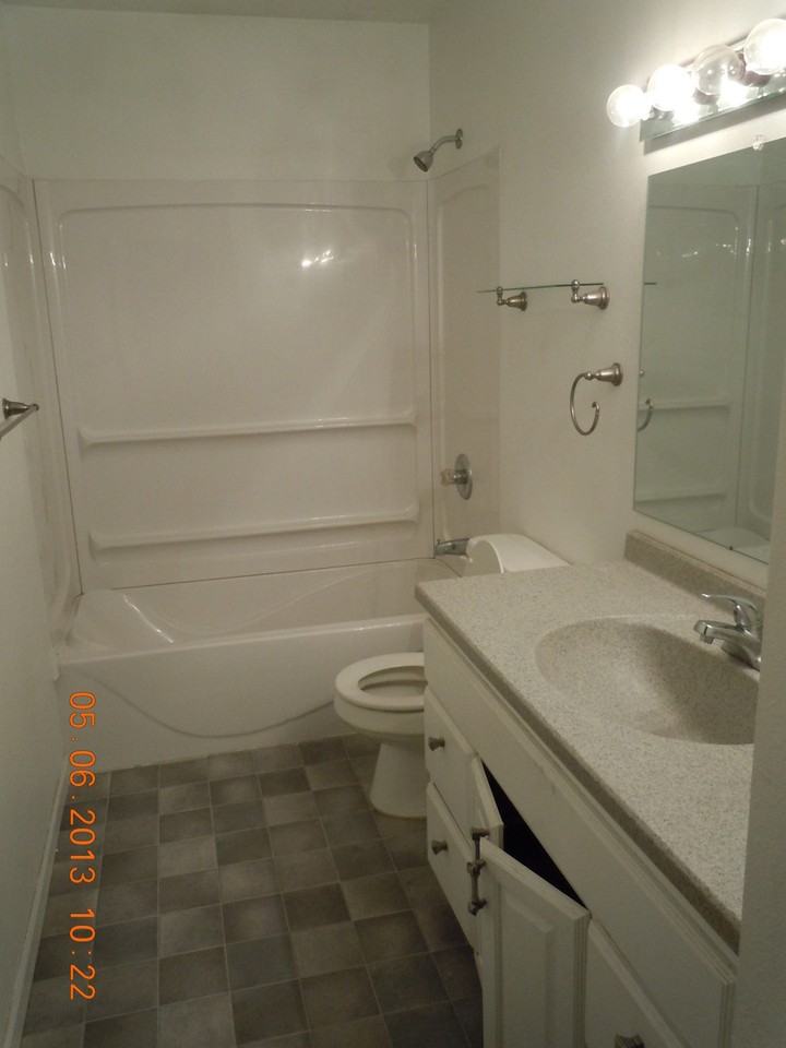2404 Academy Rd - Photo 5 of 13