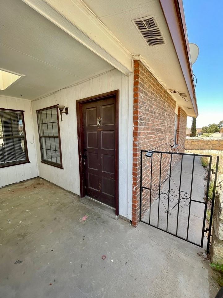 Marsh McCall 11612 - Photo 2 of 9