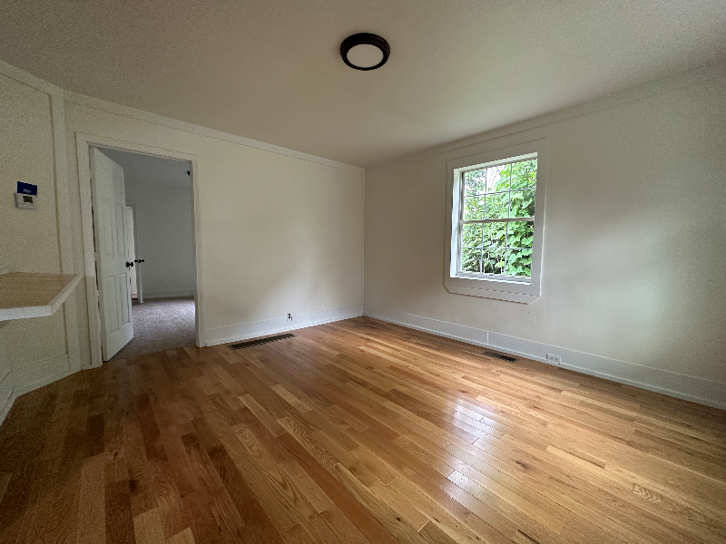 171 Second St - Photo 3 of 18