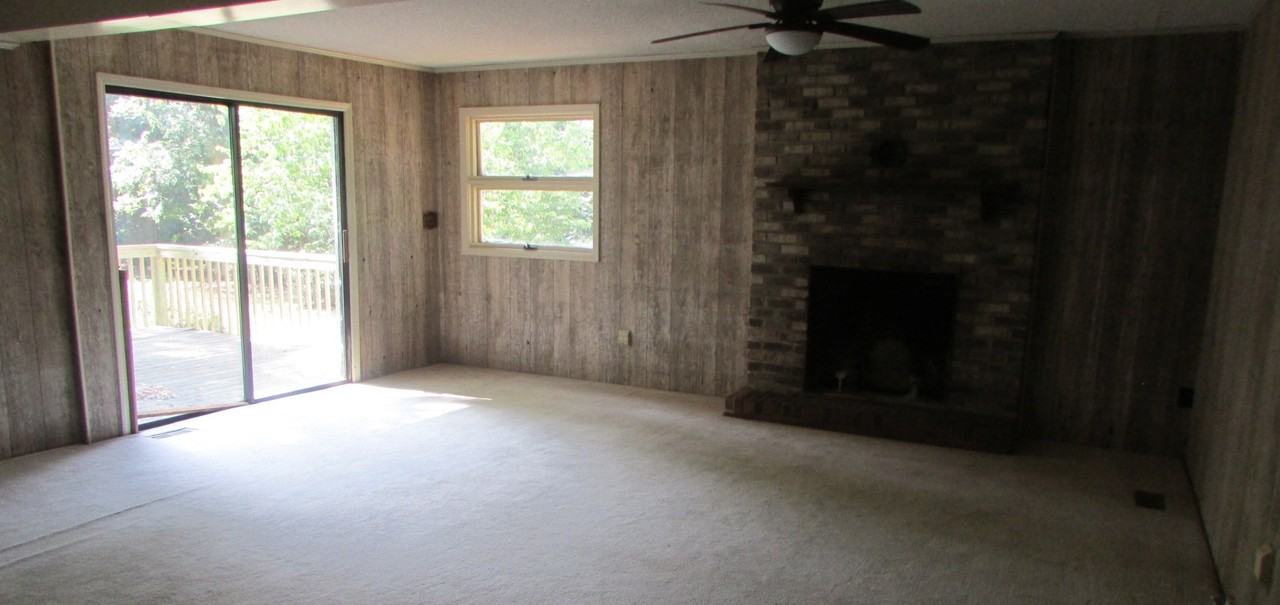 512 Mcadenville Rd - Photo 3 of 7