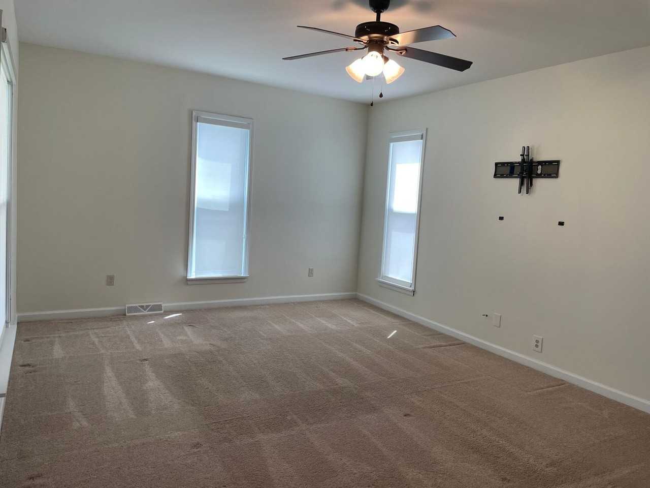 63 N Main St - Photo 3 of 15