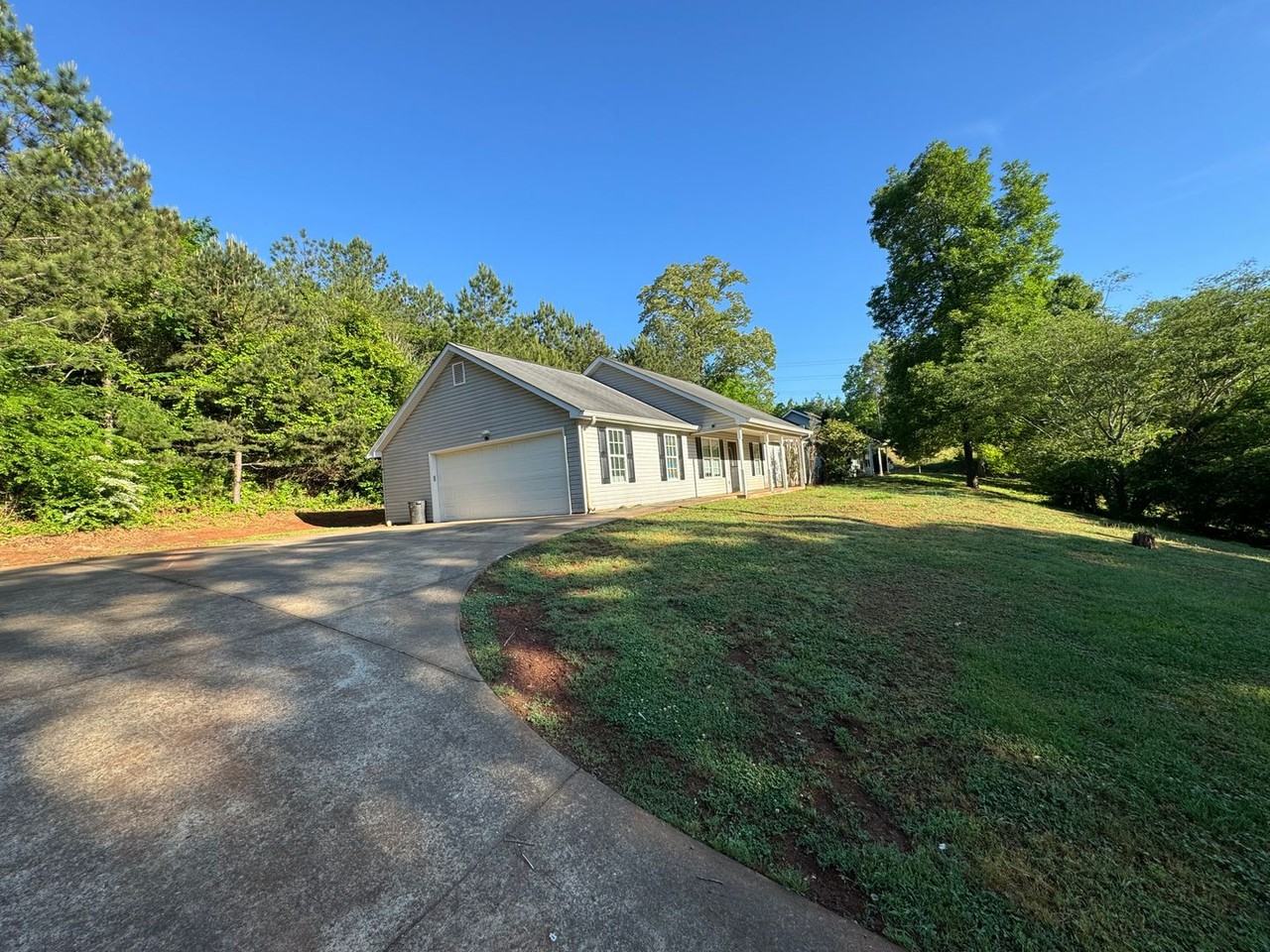 15 Windy Hill Rd Se - Photo 2 of 27