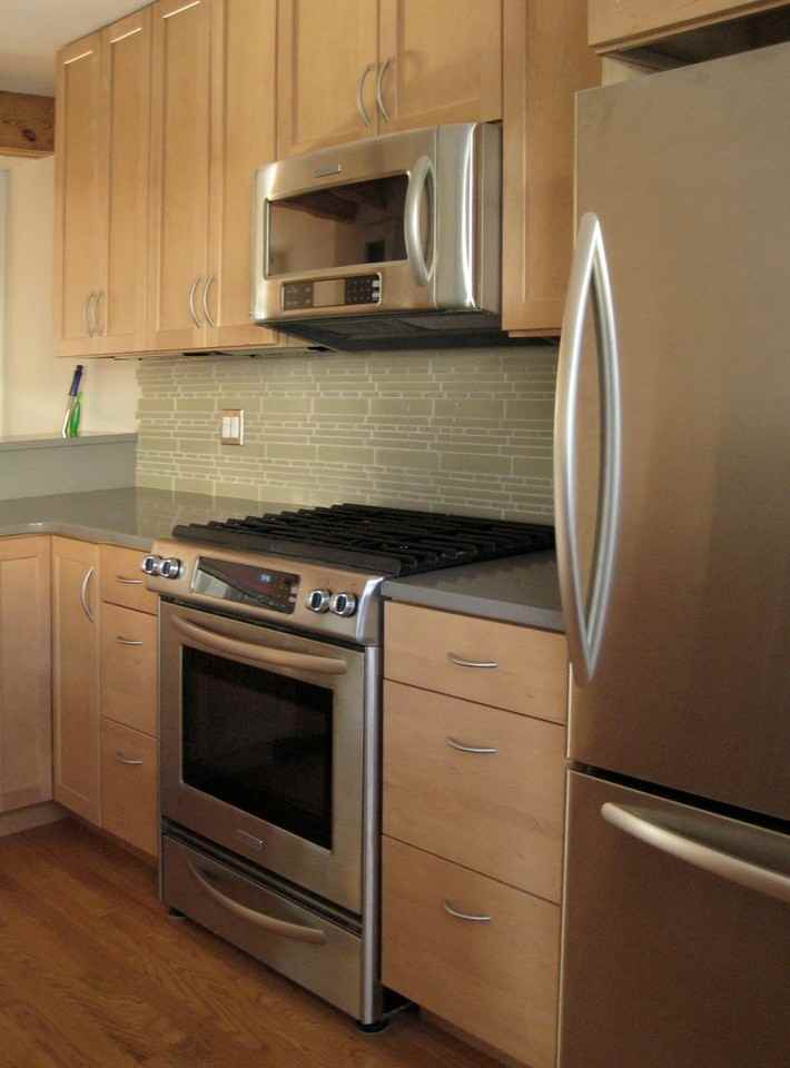 415 Burgoyne Road #8 - Photo 4 of 23