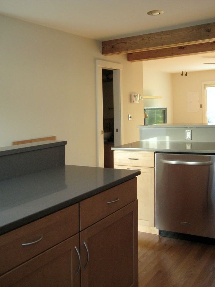 415 Burgoyne Road #8 - Photo 6 of 23