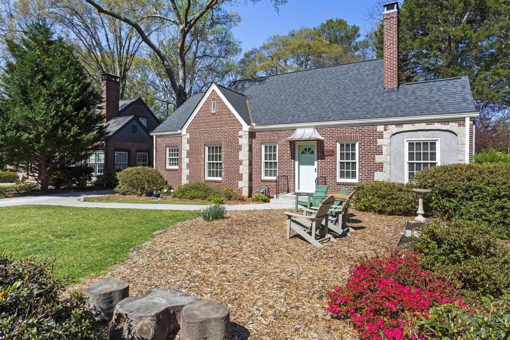 208 Heatherdown Rd #NA - Photo 3 of 36