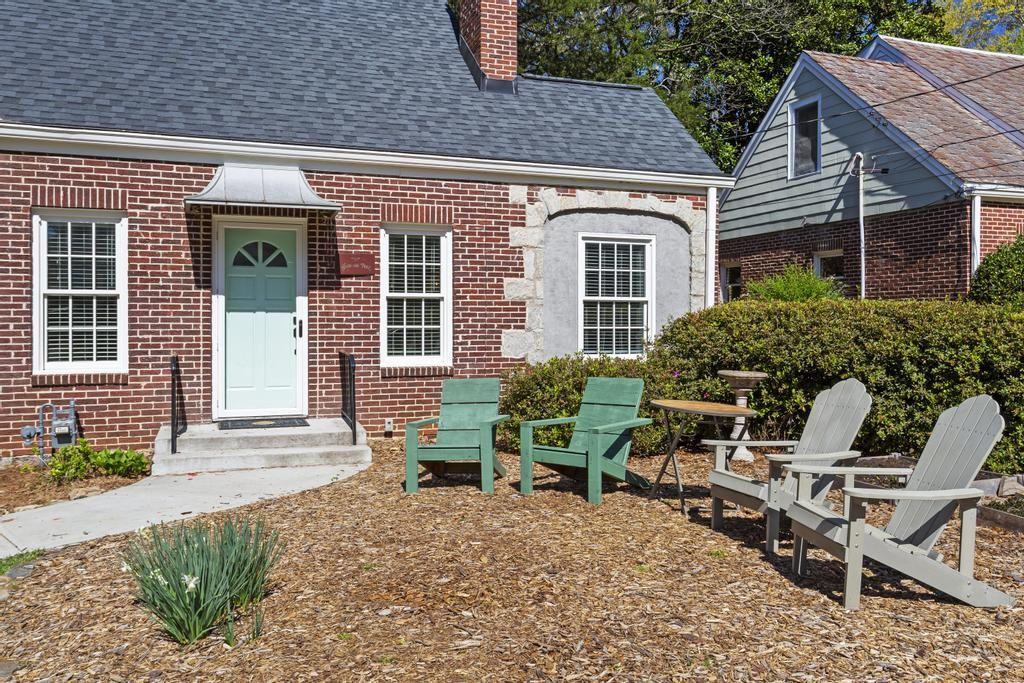 208 Heatherdown Rd #NA - Photo 2 of 36