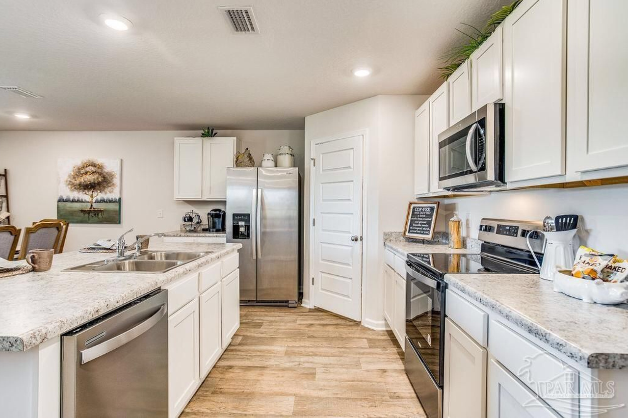 909 Lovebird Ct #NA - Photo 3 of 23