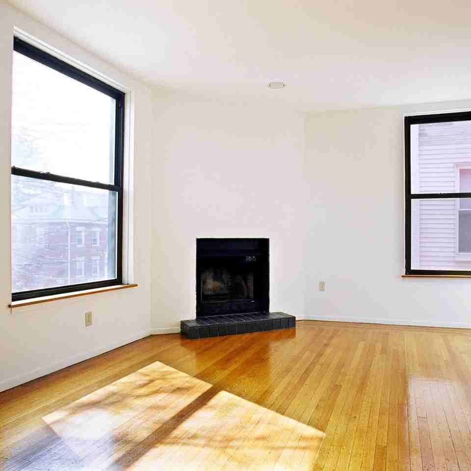 6327 Howe St #2 - Photo 3 of 4