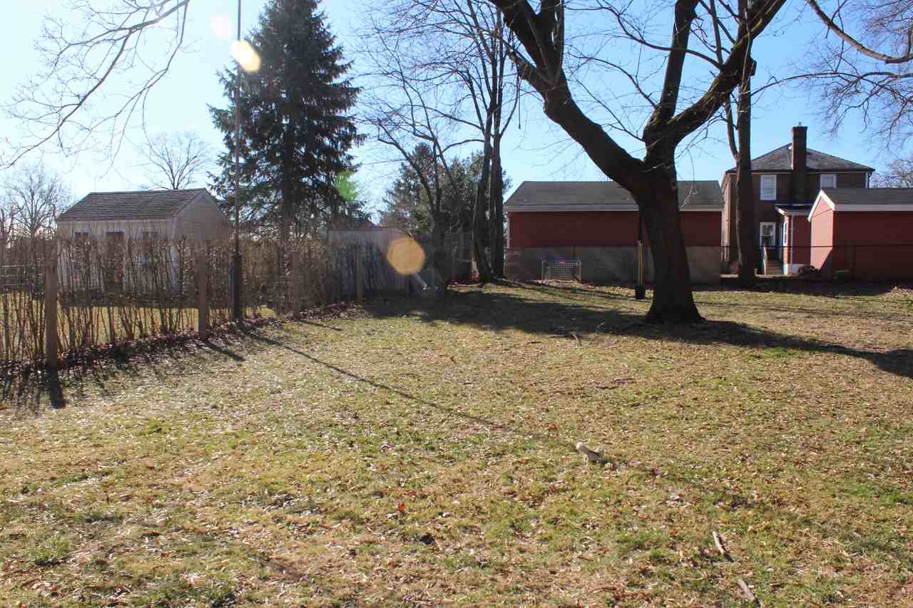 53 Columbia Ave #53 - Photo 3 of 9