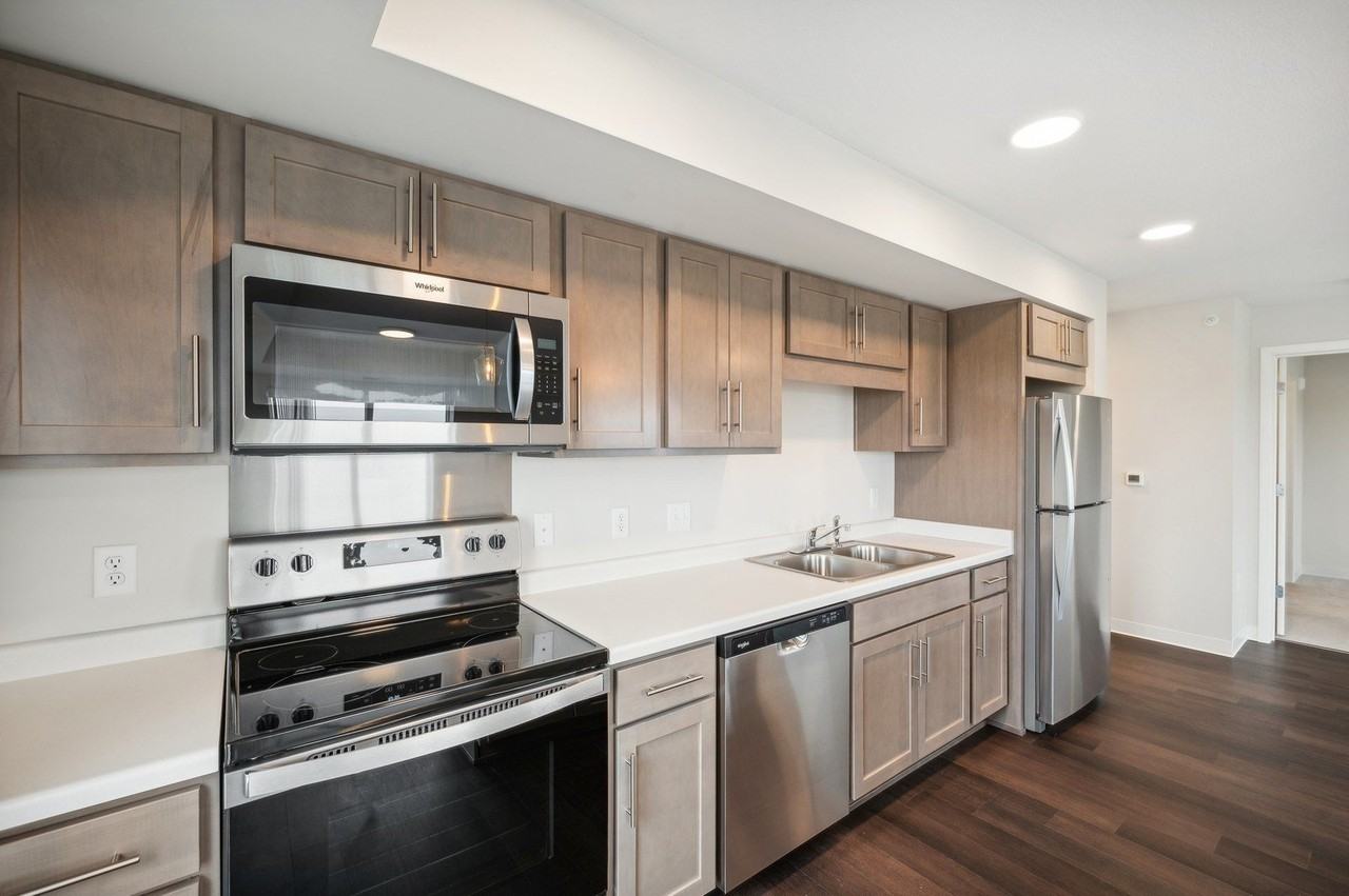 The Bridgewell Apartments - Photo 5 of 50