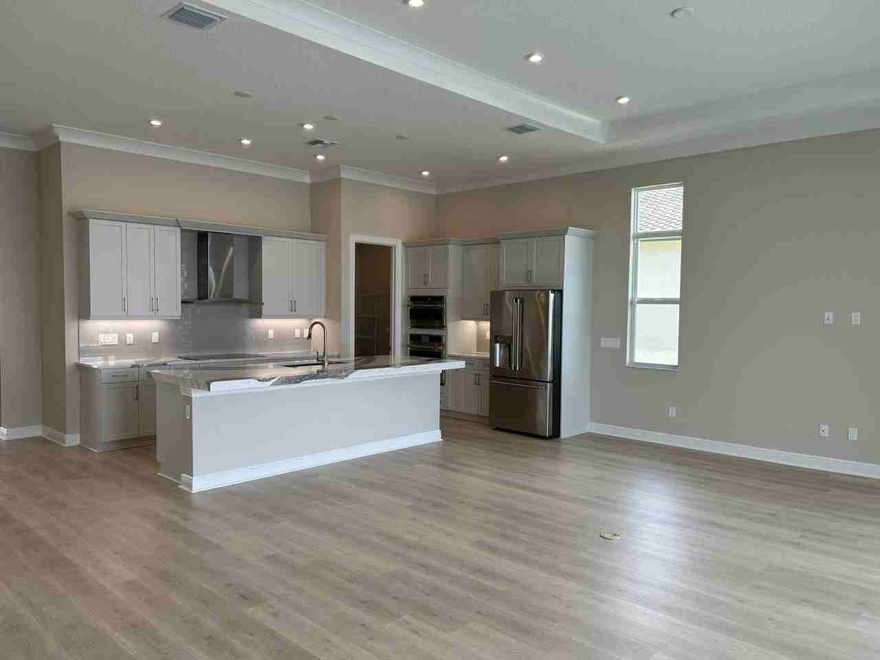 Sw Pietra Way - Photo 3 of 8