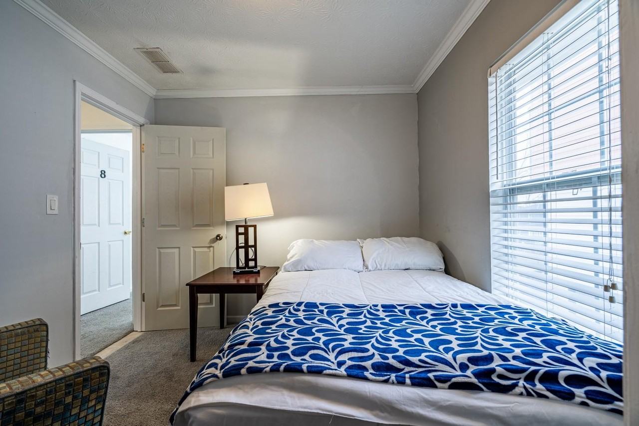 Pryor St Sw - Photo 6 of 18