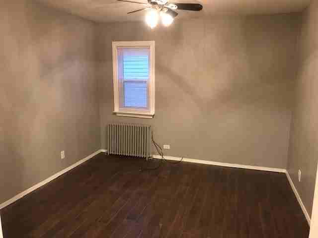 208 7-208 Garnier Street #7 - Photo 3 of 13