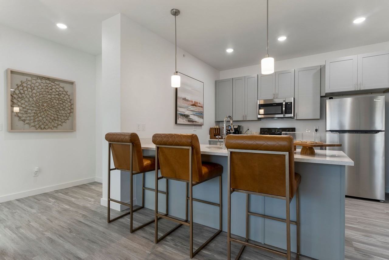 Silos on the Square - Photo 5 of 50