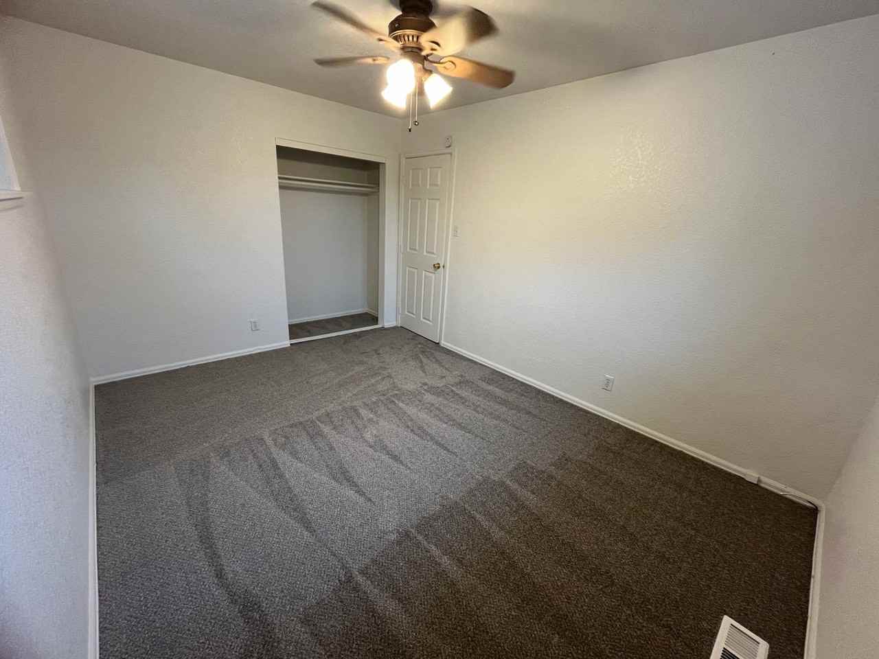 9231 Gaylord St - Photo 7 of 14