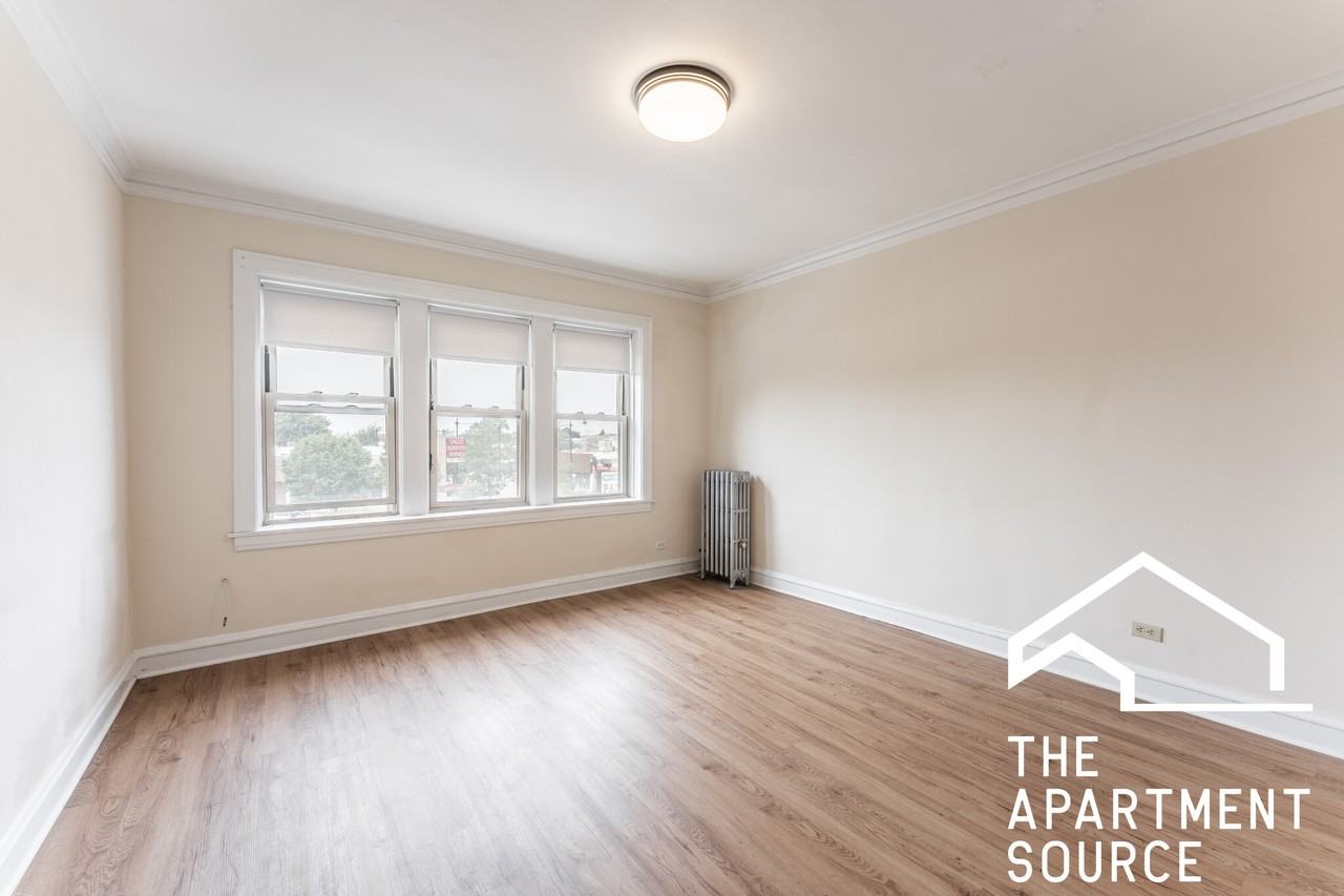 3153 N Long Ave #2 - Photo 3 of 8