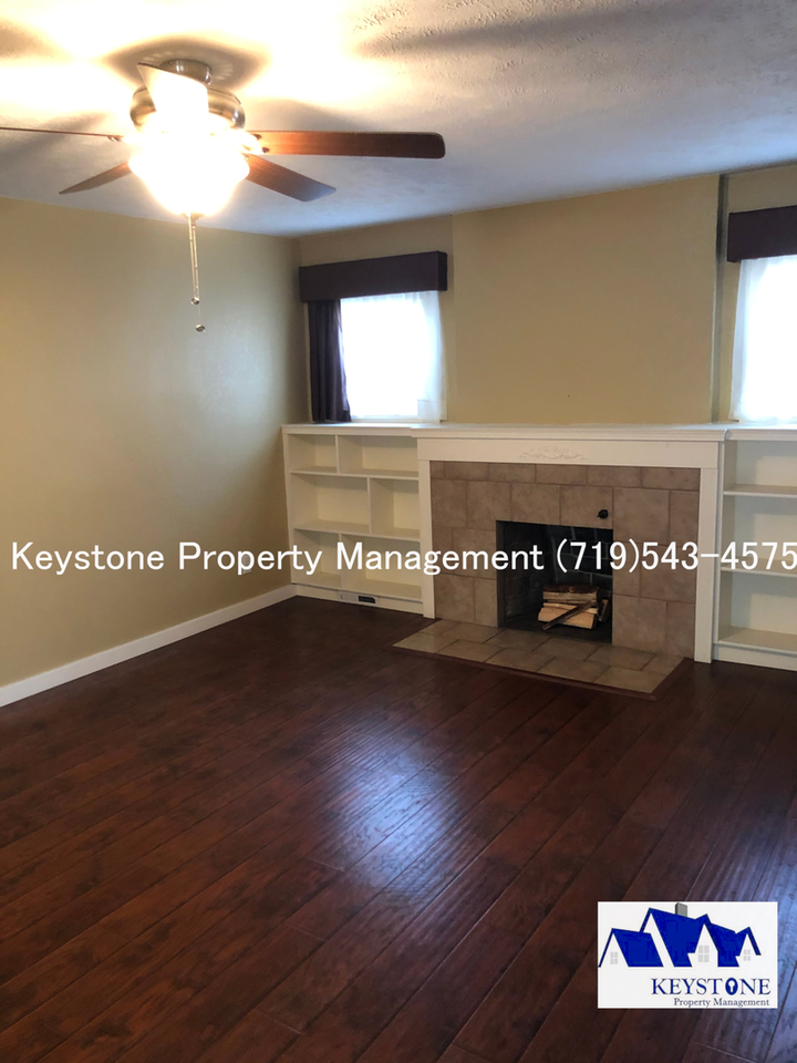 2211 Court St - Photo 3 of 30