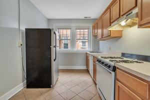 featured image of 17 Howe St