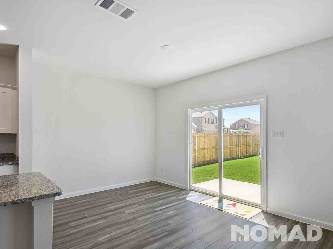 5601 Portlaw Ln - Photo 7 of 26