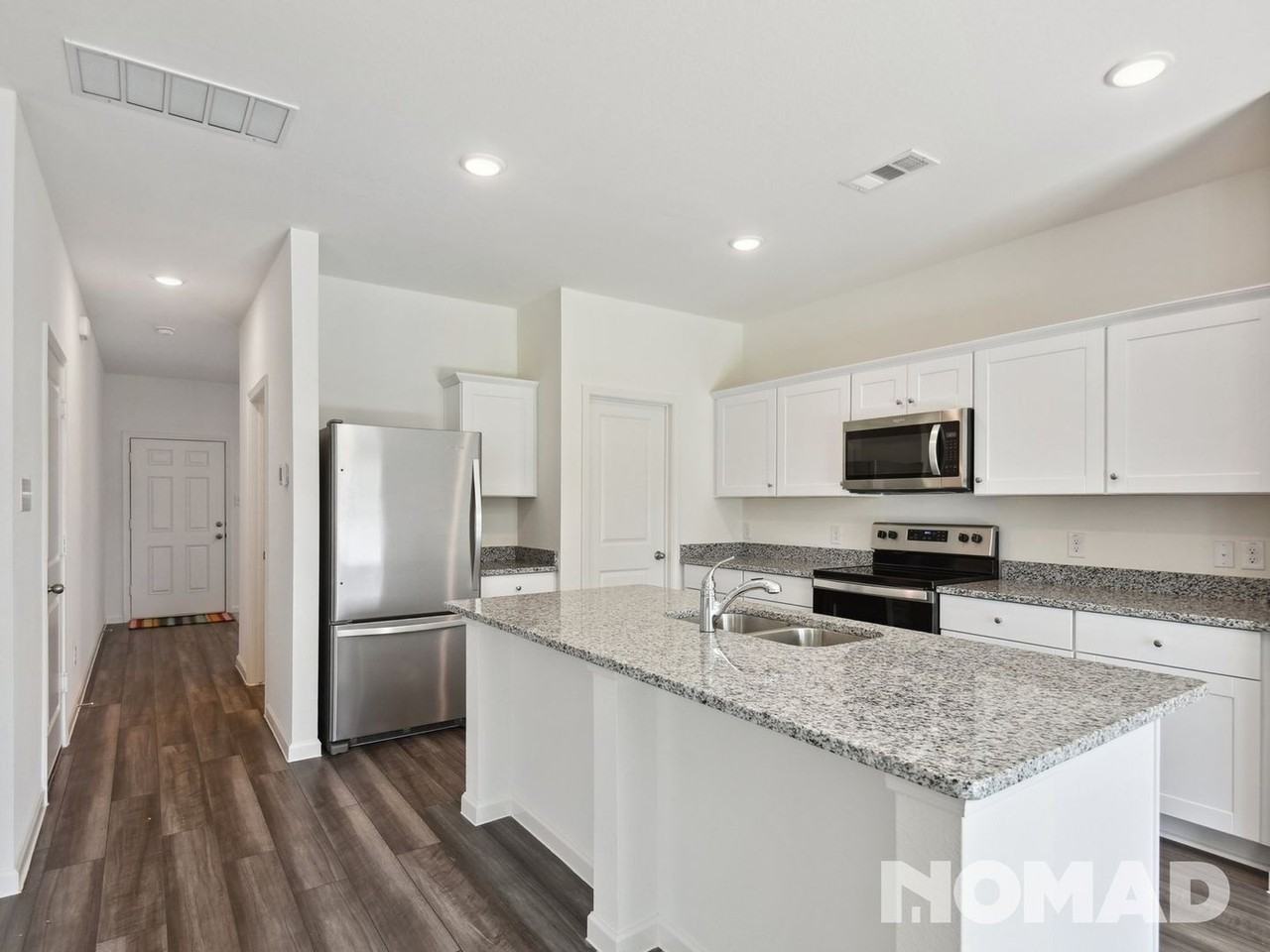 5601 Portlaw Ln - Photo 3 of 26