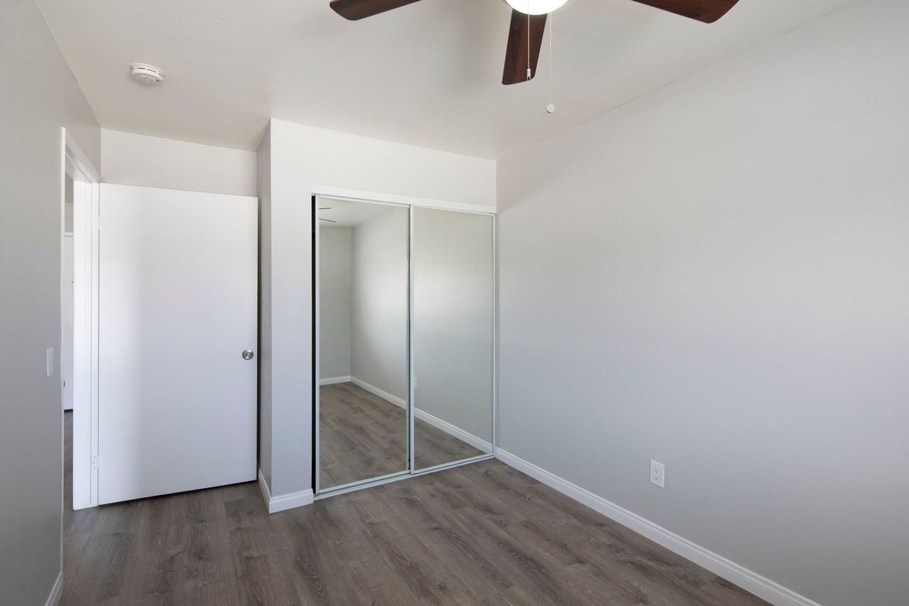 Ask about our move - Photo 3 of 15