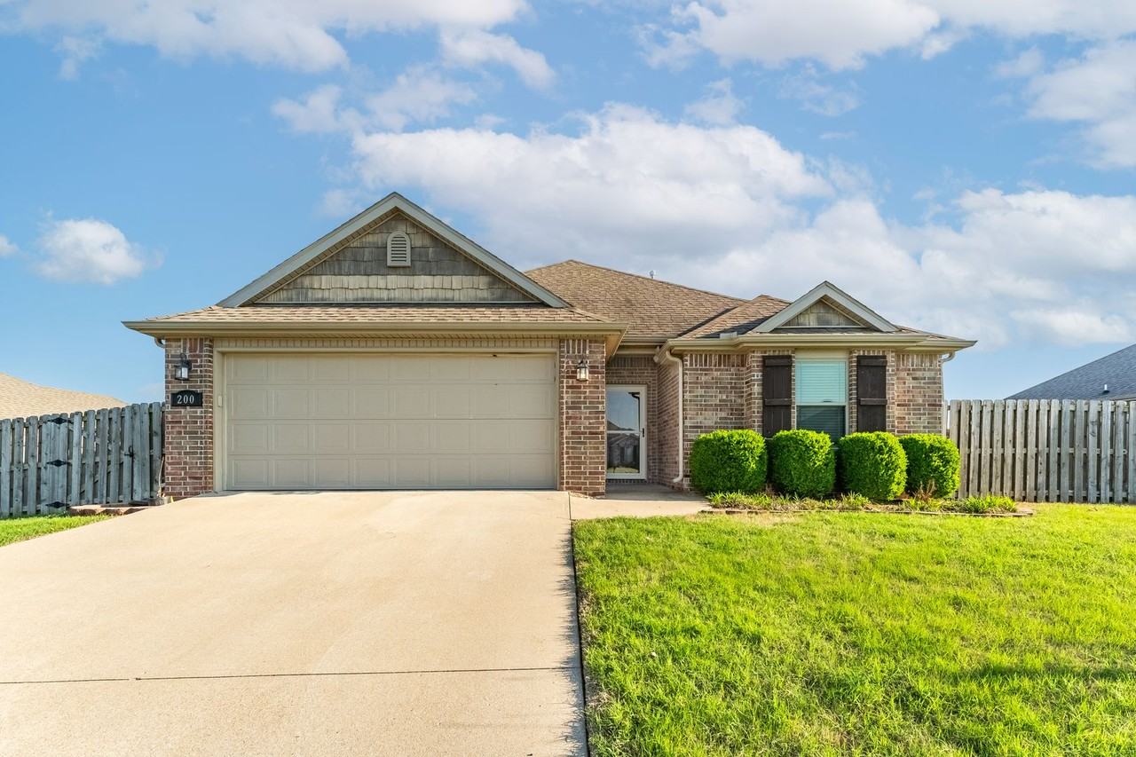 200 Genoa Way