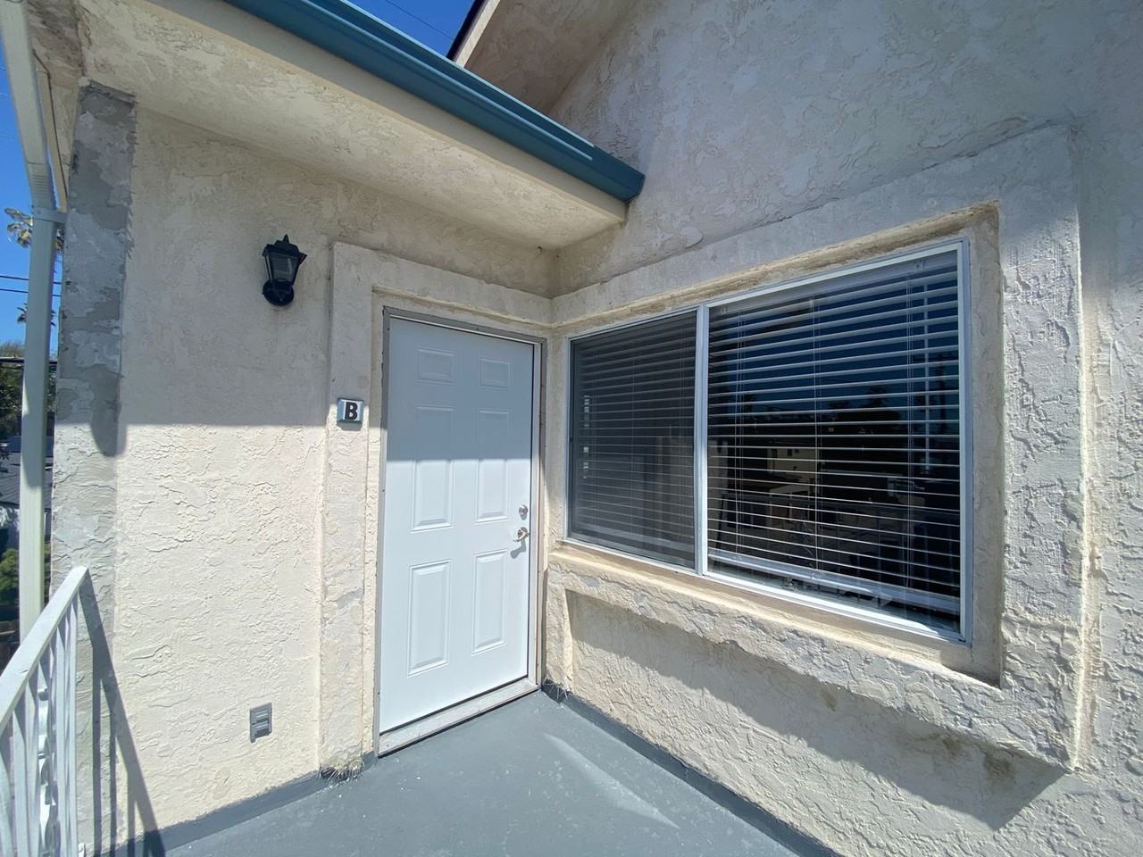 1160 Thomas Ave Apt B - Photo 5 of 24