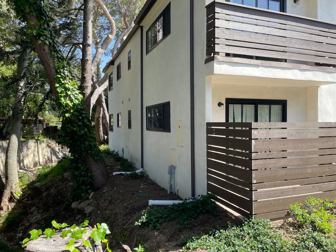 609 Junipero Apartments - Photo 3 of 33