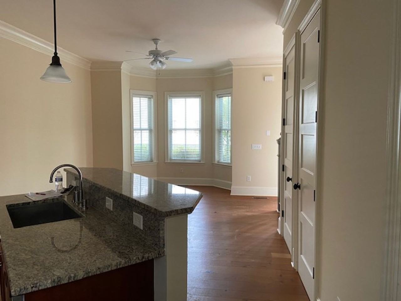 1005 Habersham St - Photo 7 of 17