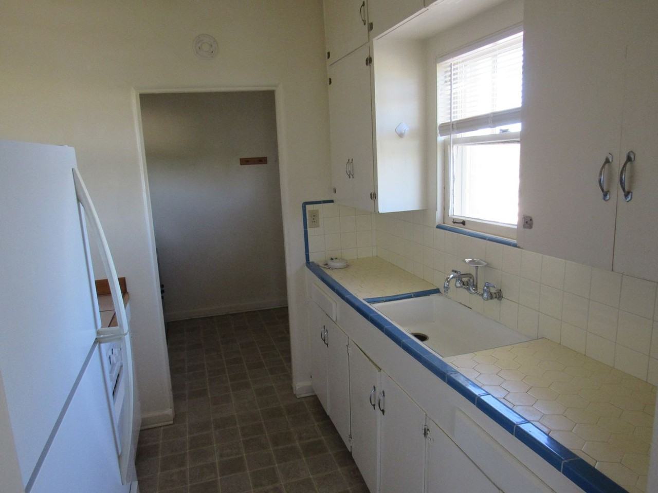 103 S Cooper St. - Photo 2 of 5