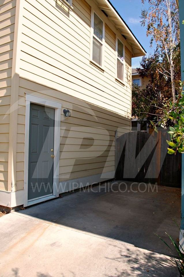 2386 England St - Photo 4 of 10