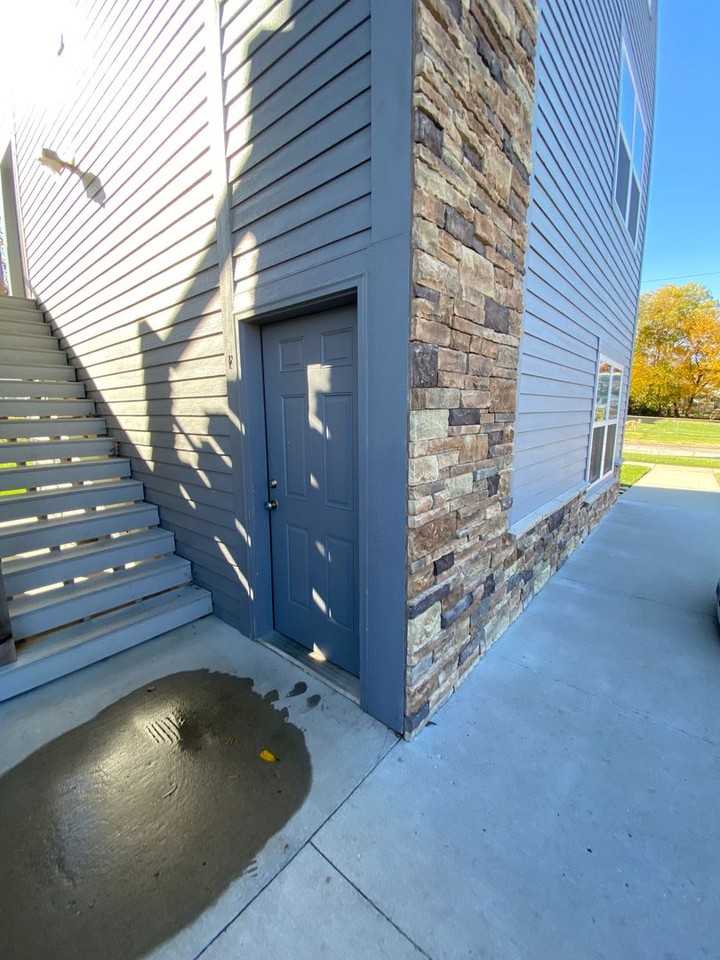 404 404 Jefferson St - 404 Jefferson St. #F - Photo 2 of 12