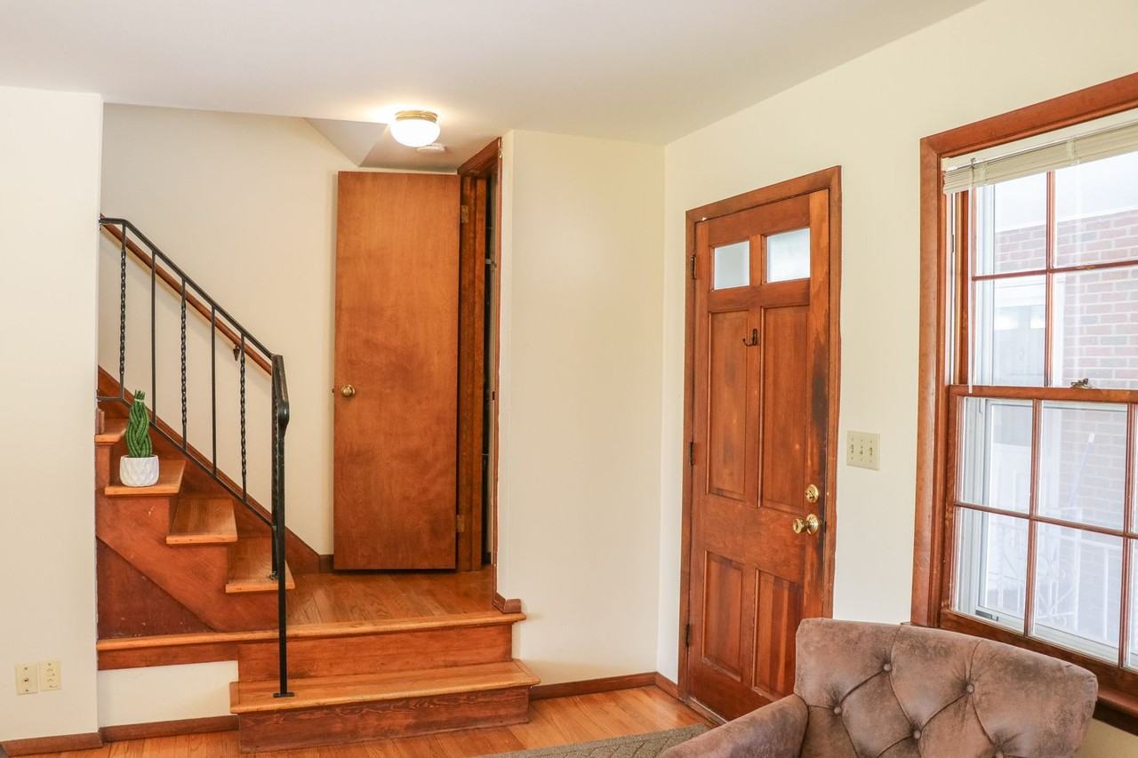 1917 Douglas Ave - Photo 6 of 20