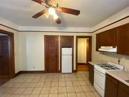 featured image of 98 Linden St