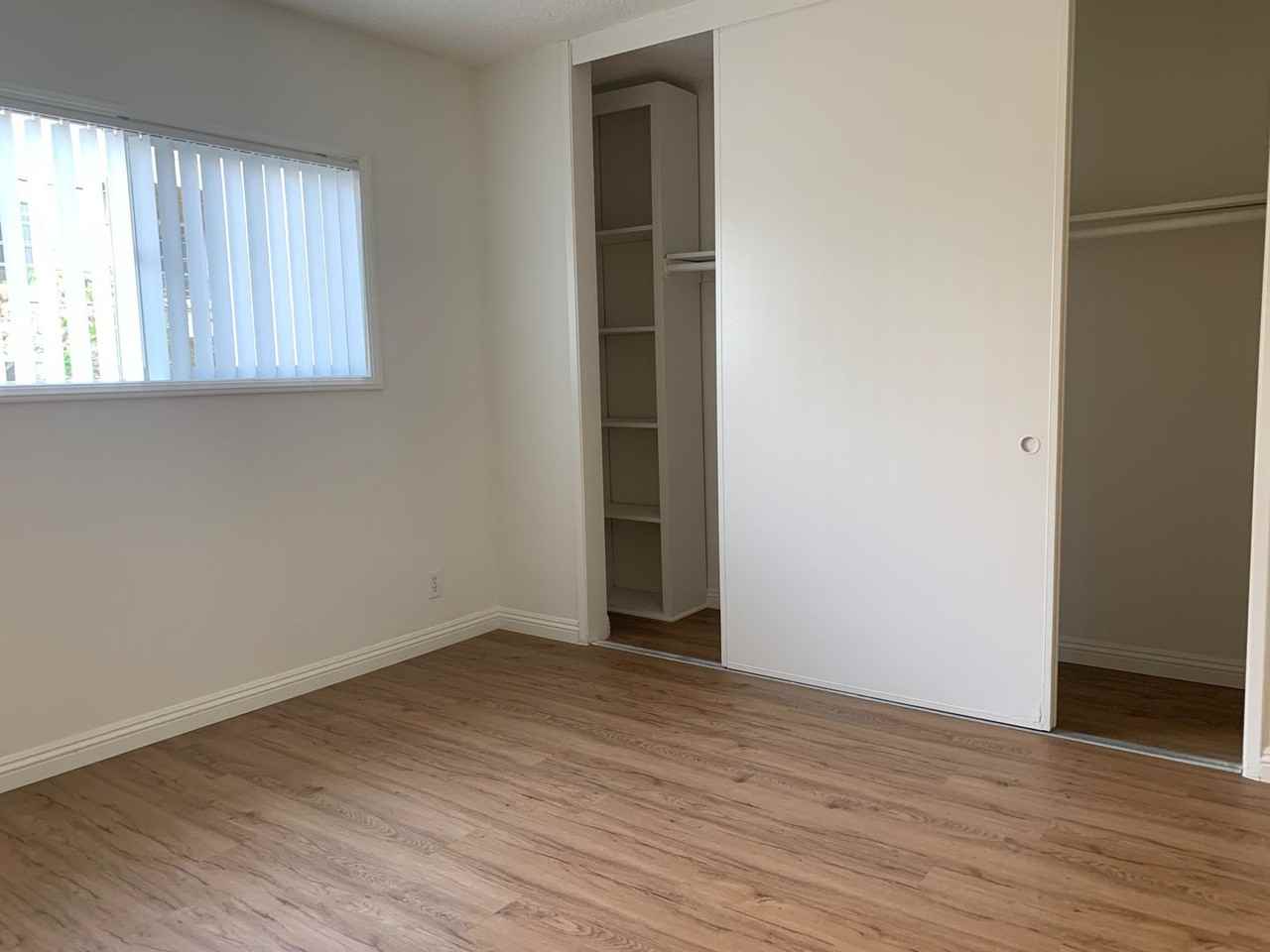 1724 Colby Ave #10 - Photo 7 of 9