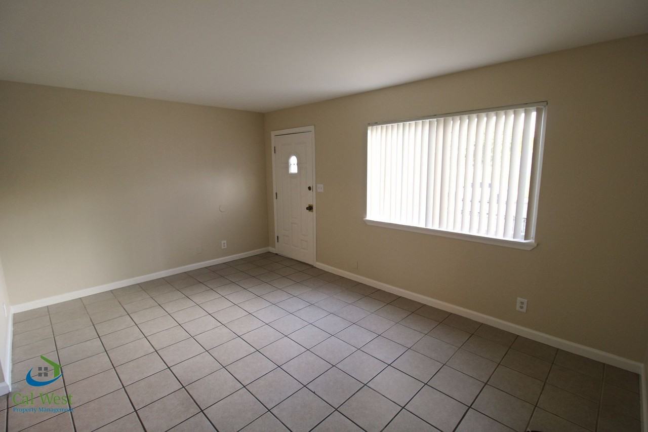 5236 Snow Dr #A - Photo 5 of 14