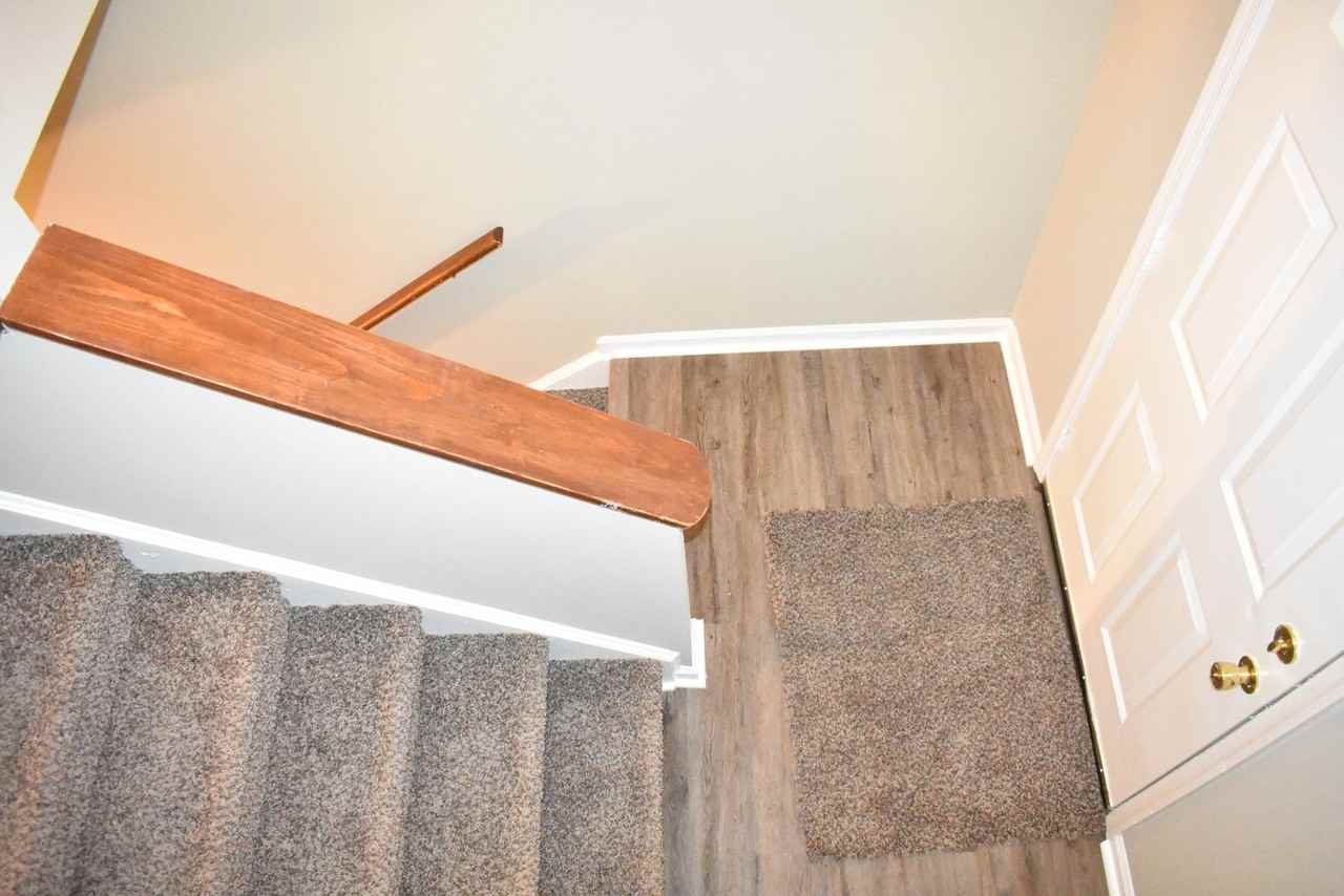 5405 Lee White Ln - Photo 3 of 50