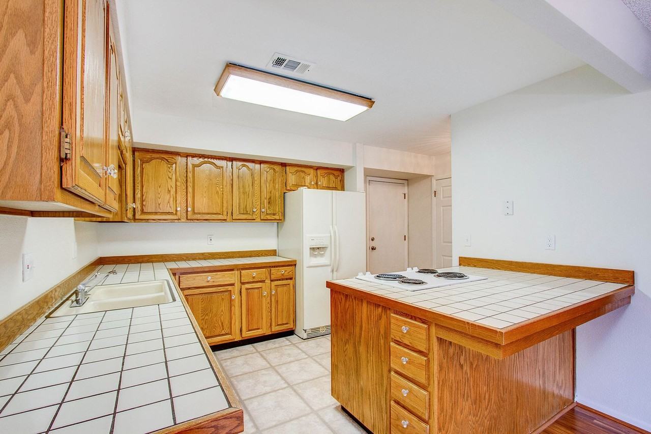 6139 Little Pine Cir - Photo 7 of 26