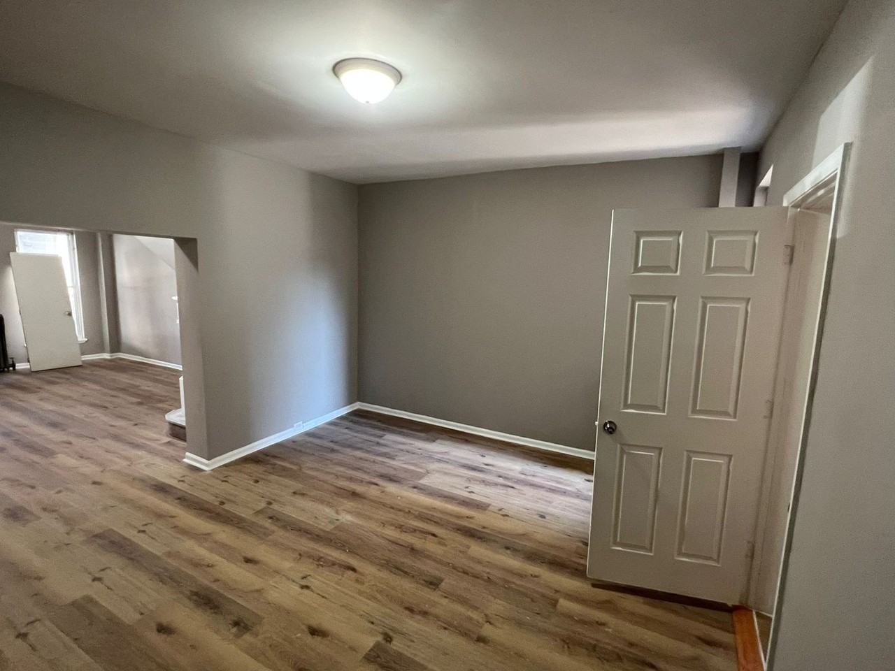 329 E 28th St - Photo 3 of 20