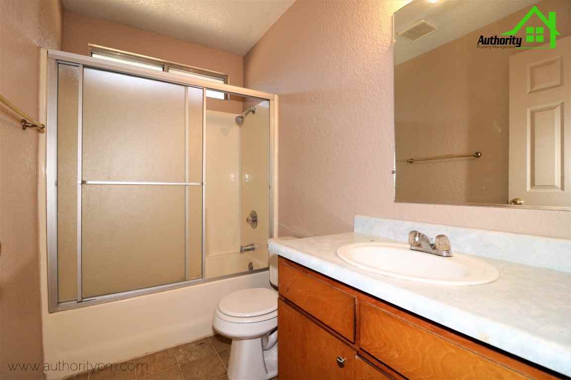 3293 Foothill Vista Dr - Photo 3 of 17