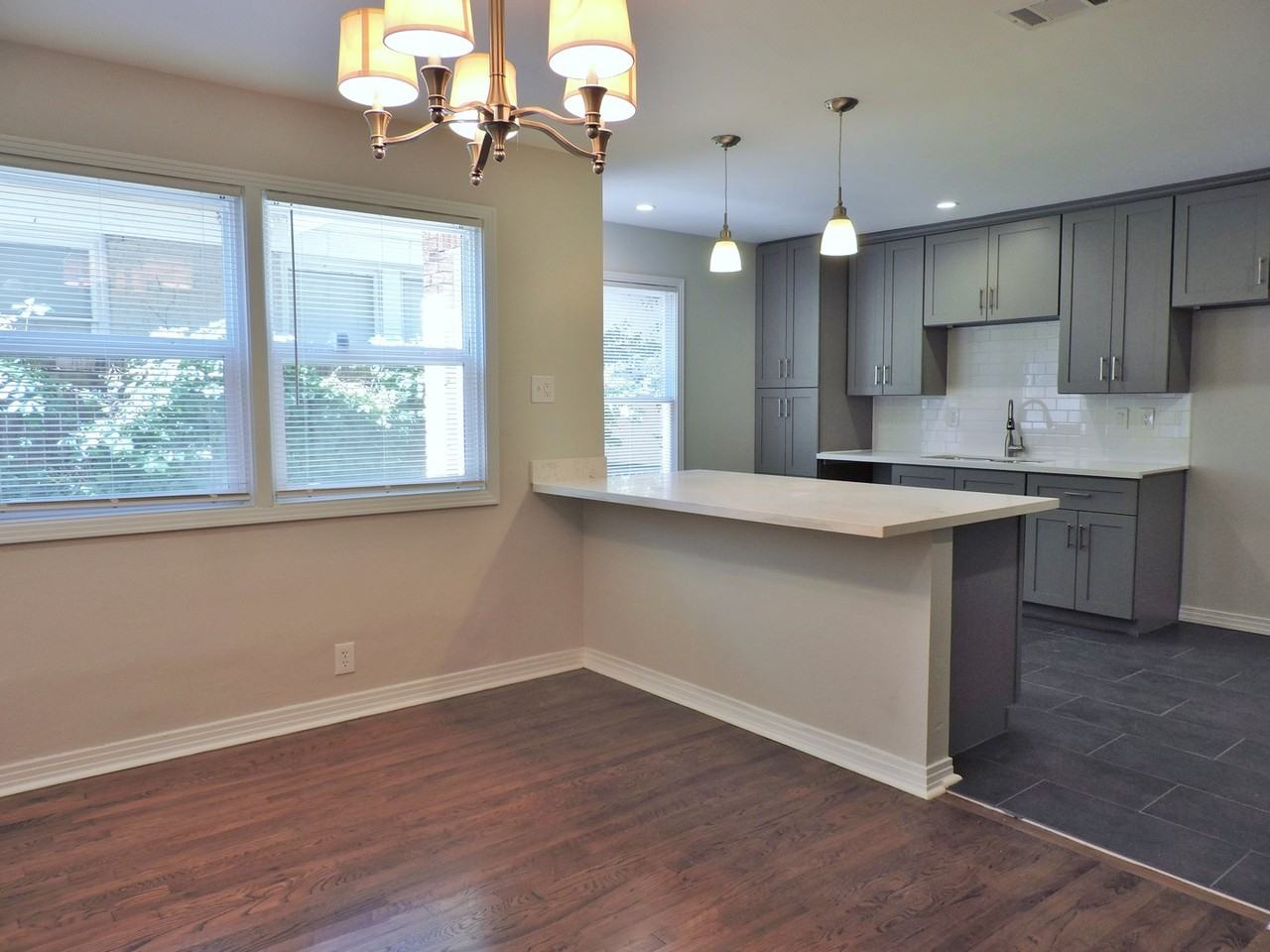 2309 Pembroke Dr #B - Photo 5 of 25