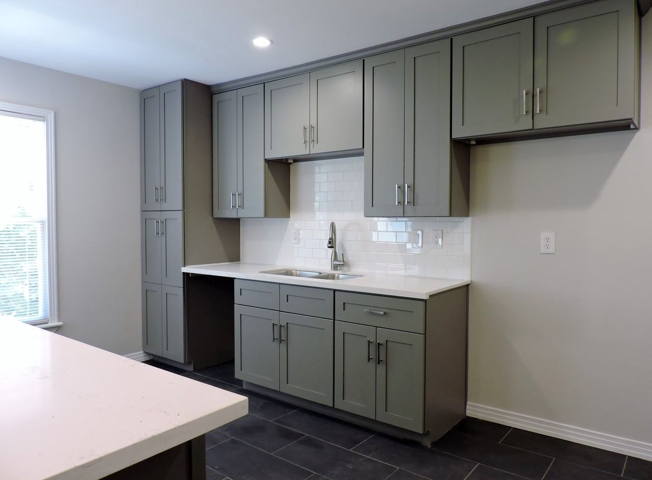 2309 Pembroke Dr #B - Photo 7 of 25