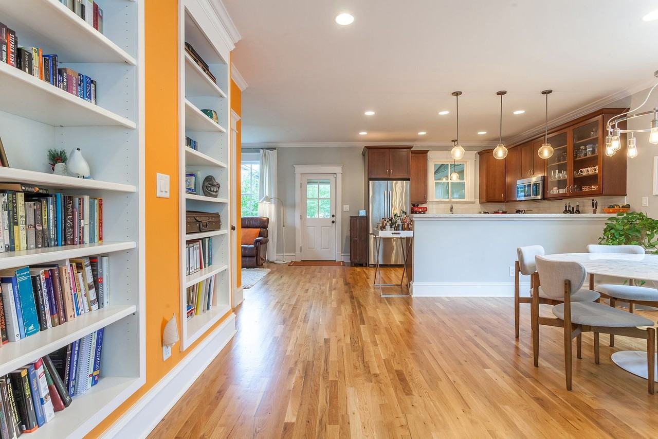 610 Carroll St - Photo 7 of 23