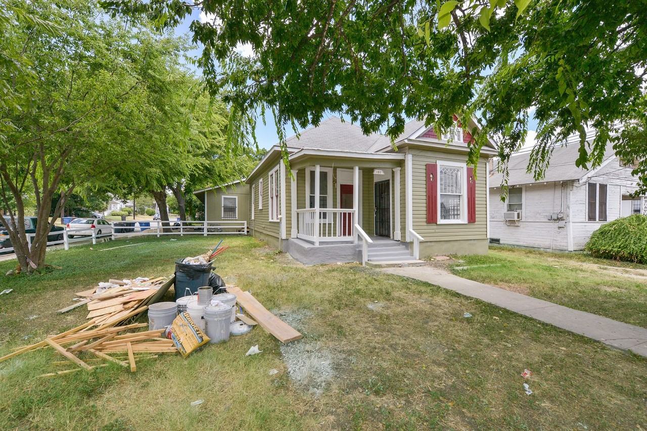 103 Saint John Street - Photo 4 of 25