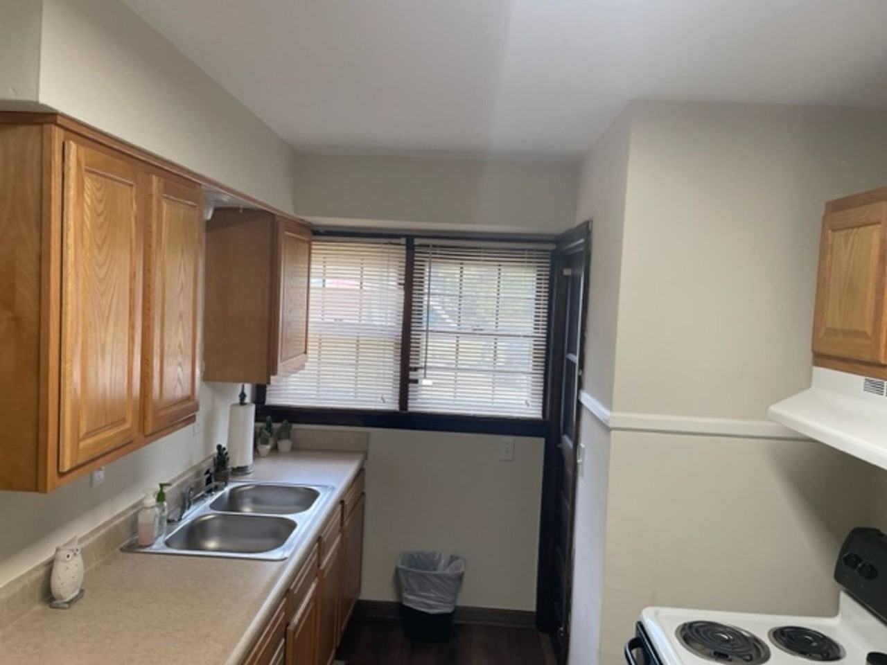 1312 W Jackson St - Photo 7 of 13